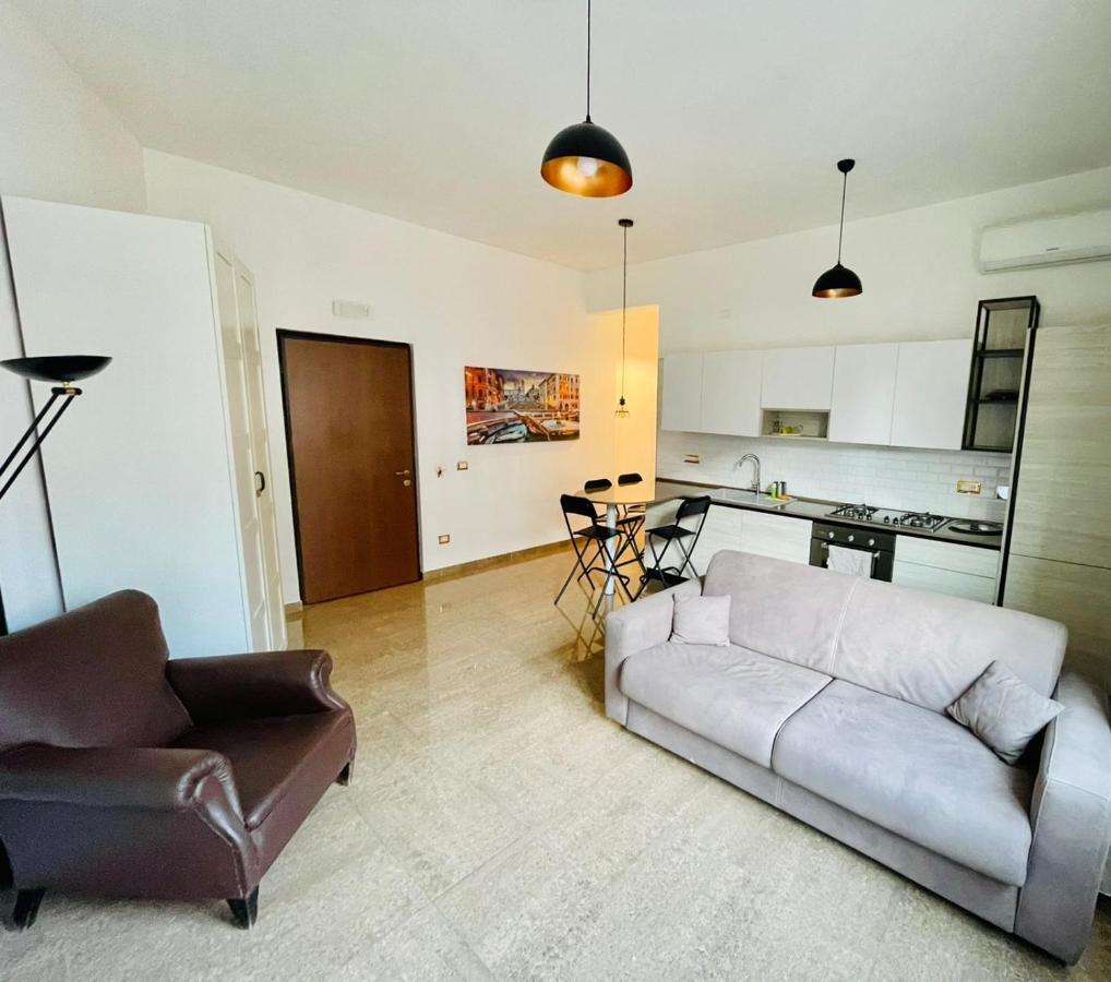 Interno Dieci Рим Экстерьер фото