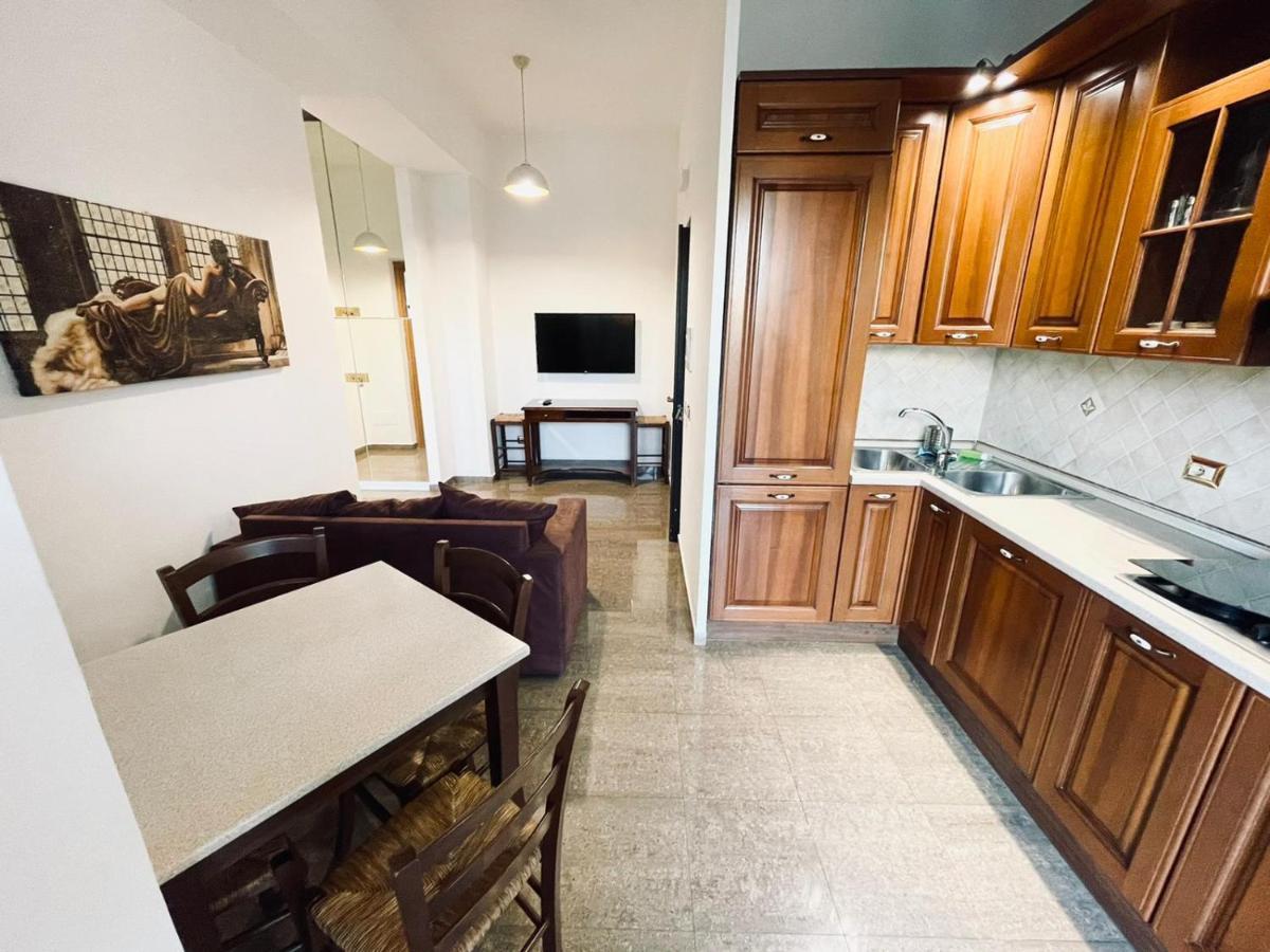 Interno Dieci Рим Экстерьер фото