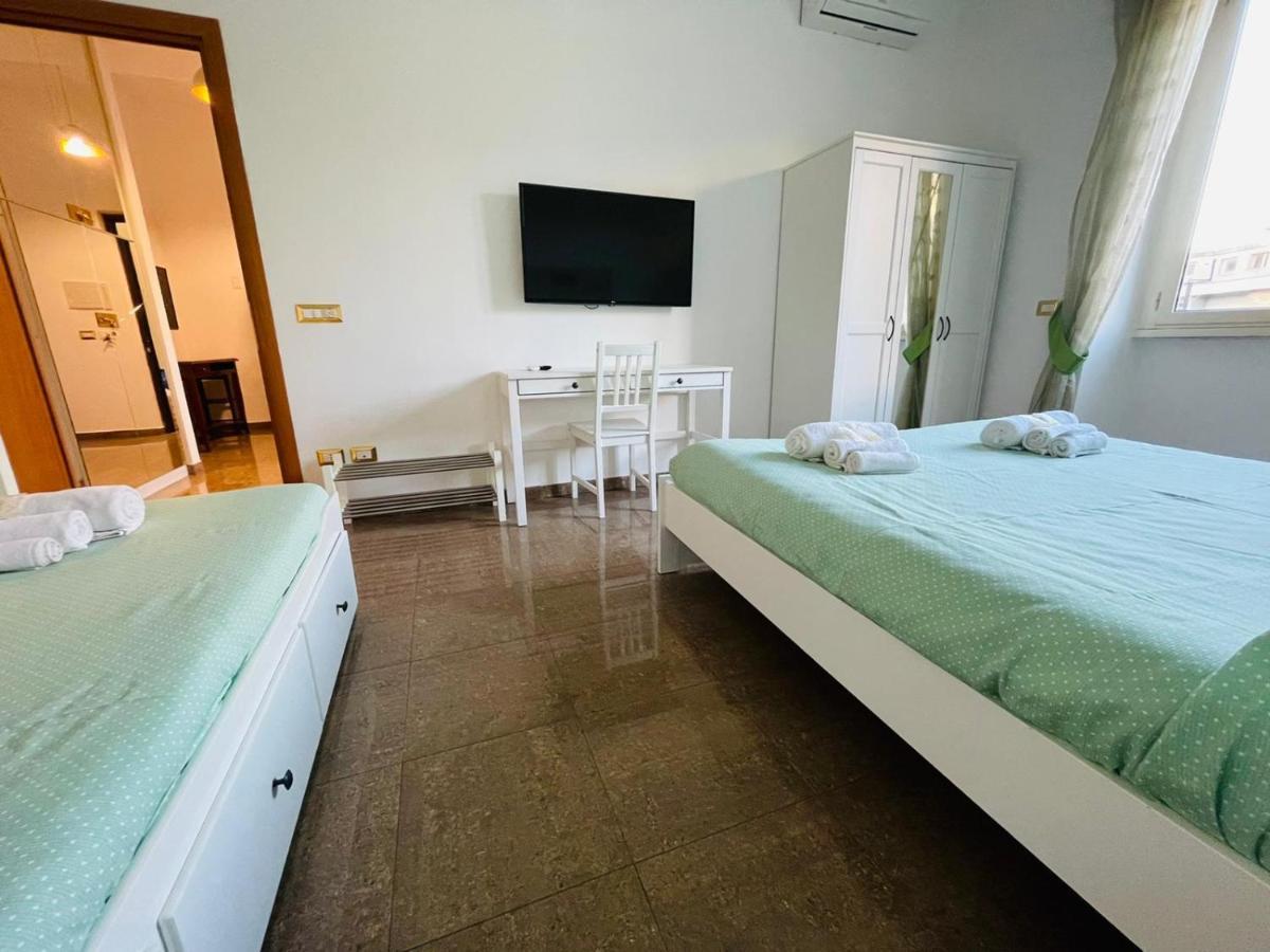 Interno Dieci Рим Экстерьер фото