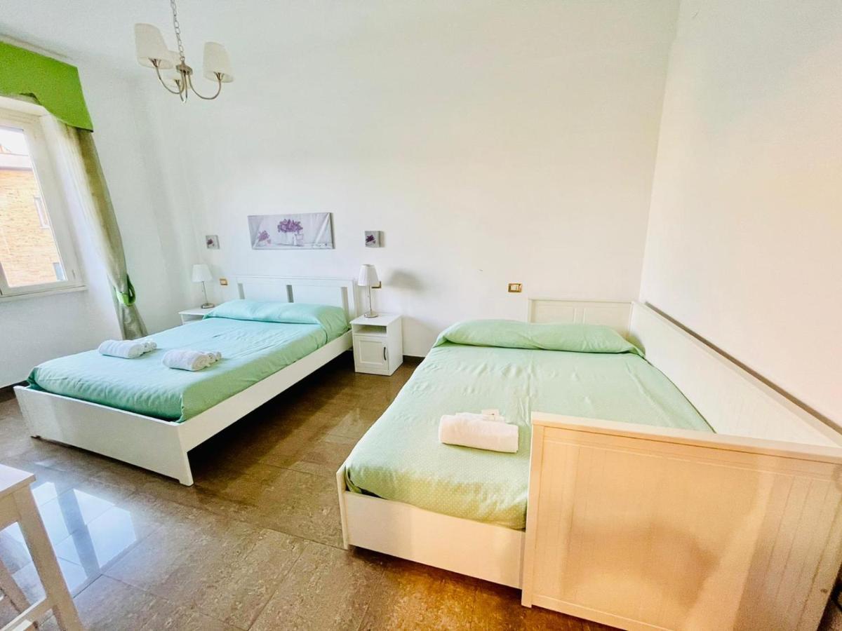 Interno Dieci Рим Экстерьер фото