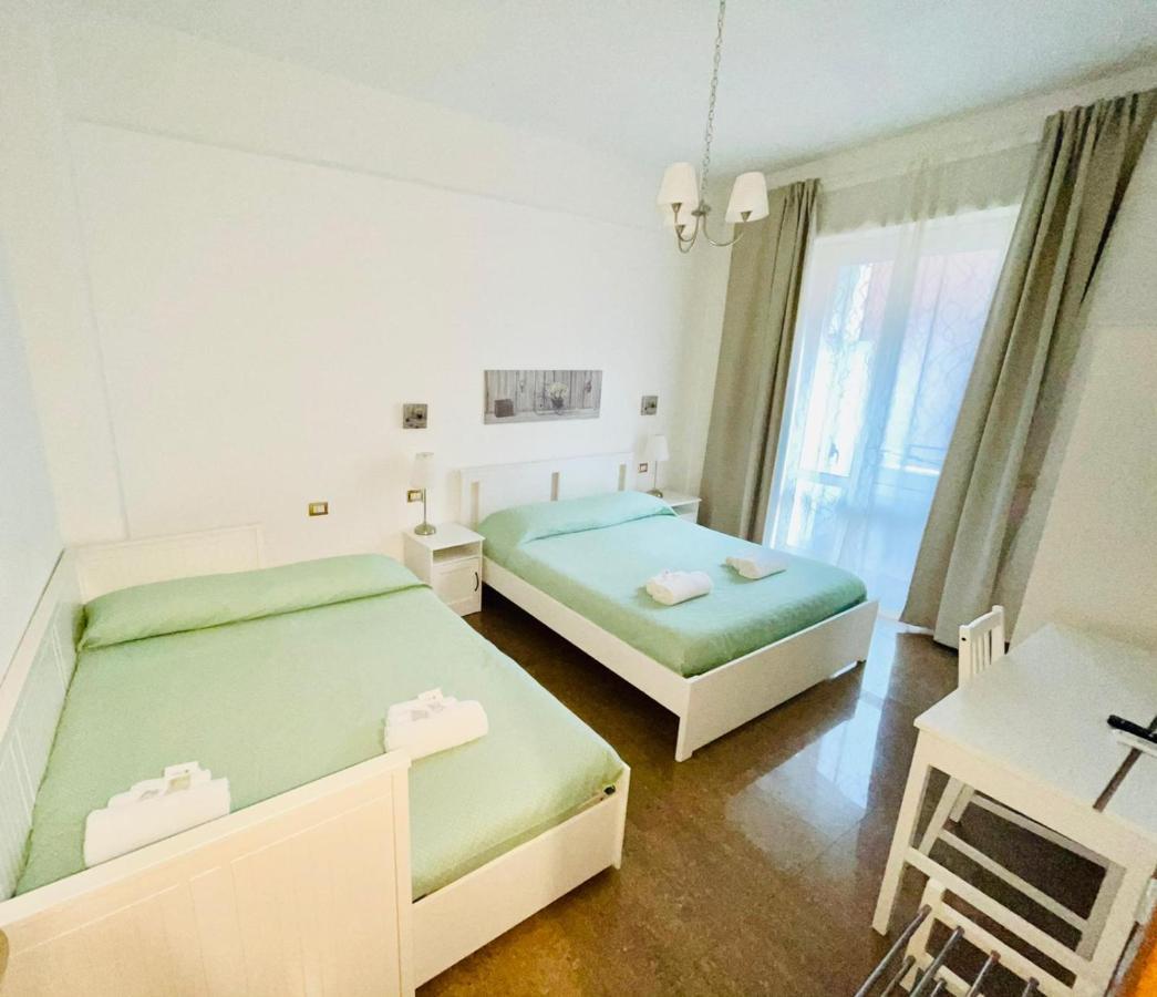 Interno Dieci Рим Экстерьер фото