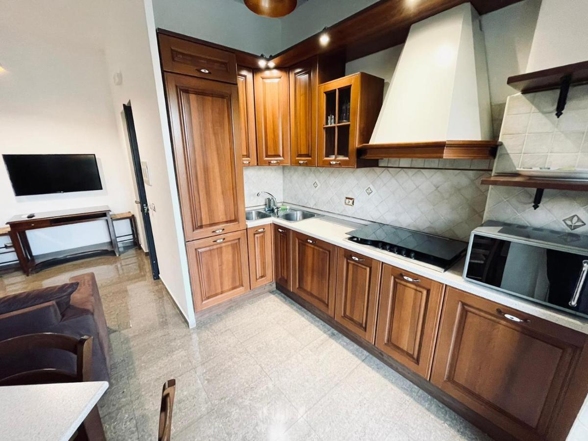 Interno Dieci Рим Экстерьер фото