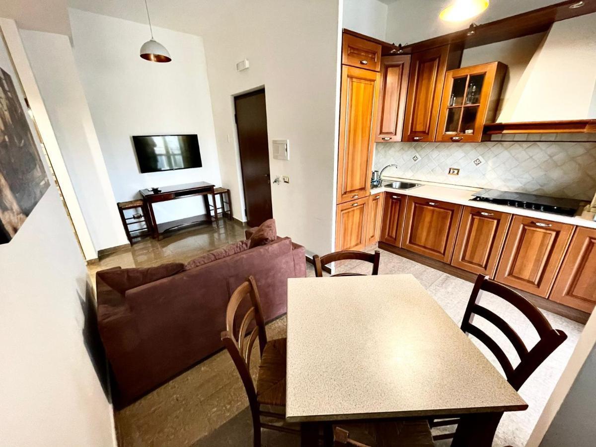 Interno Dieci Рим Экстерьер фото