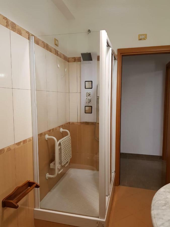 Interno Dieci Рим Экстерьер фото