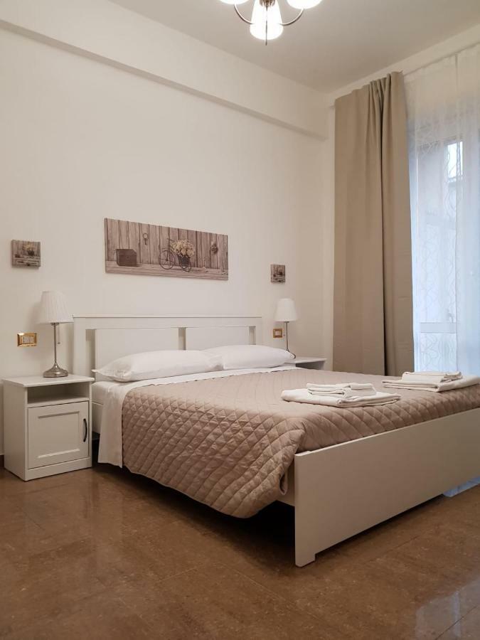 Interno Dieci Рим Экстерьер фото